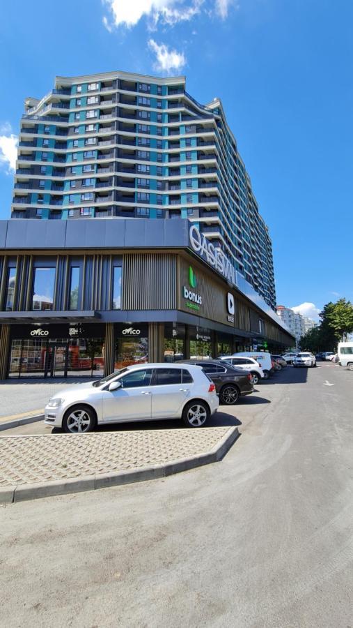 Oasis-Rent Lägenhet Chişinau Exteriör bild