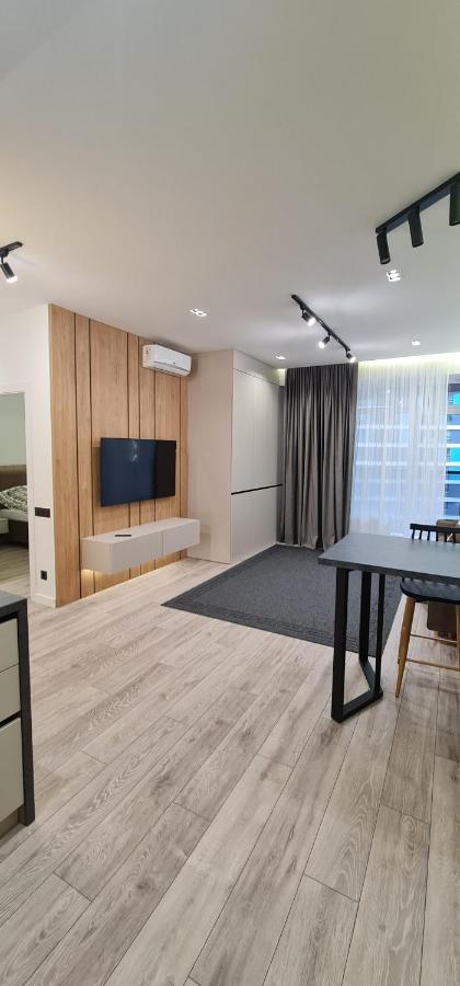 Oasis-Rent Lägenhet Chişinau Exteriör bild