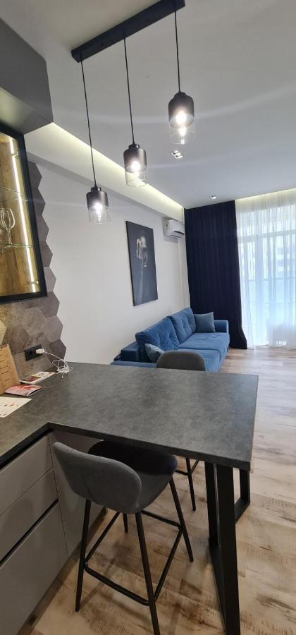 Oasis-Rent Lägenhet Chişinau Exteriör bild