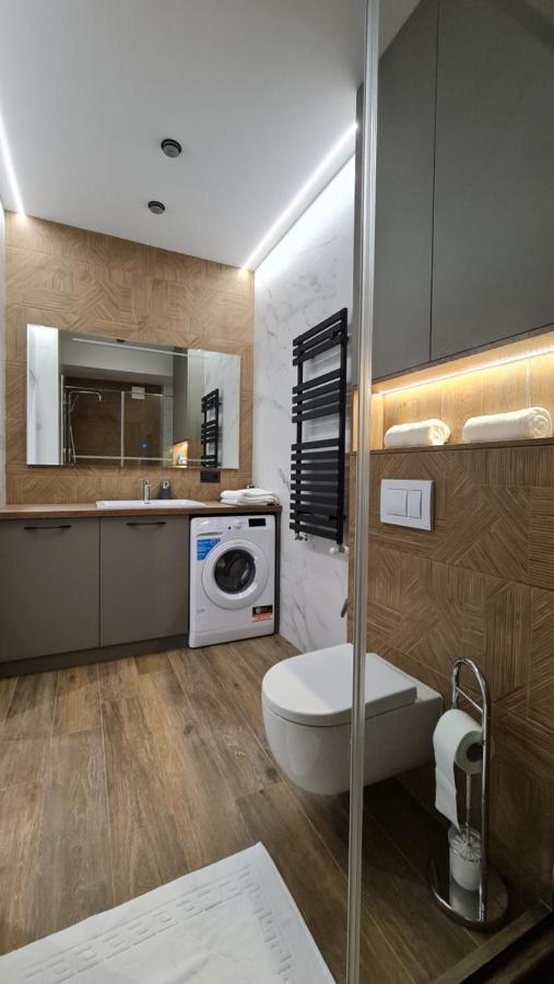 Oasis-Rent Lägenhet Chişinau Exteriör bild