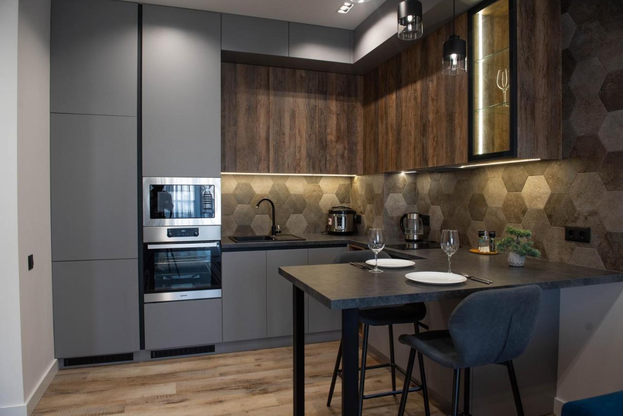 Oasis-Rent Lägenhet Chişinau Exteriör bild